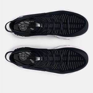 Men’s Shoes UA Ace Highlight